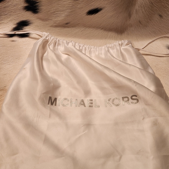 MICHAEL KORS SINATURE BROWN HOBO/SHOULDER BAG AND WALLET - Picture 10 of 10